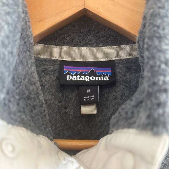 Patagonia Women’s Re-Tool Snap-T Fleece Pullover Gray & Cream Sz M - Picture 2 of 13